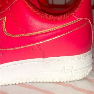 Red Nike Air Force 1’s/ WMNS Air Force 1 07’ ESS